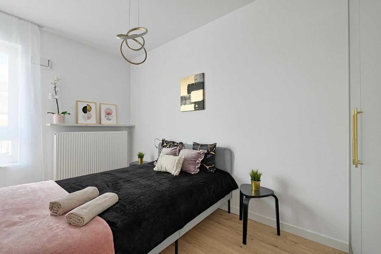 Optykow 3A Cozy Studio Promenada Apartamento Varsóvia Exterior foto