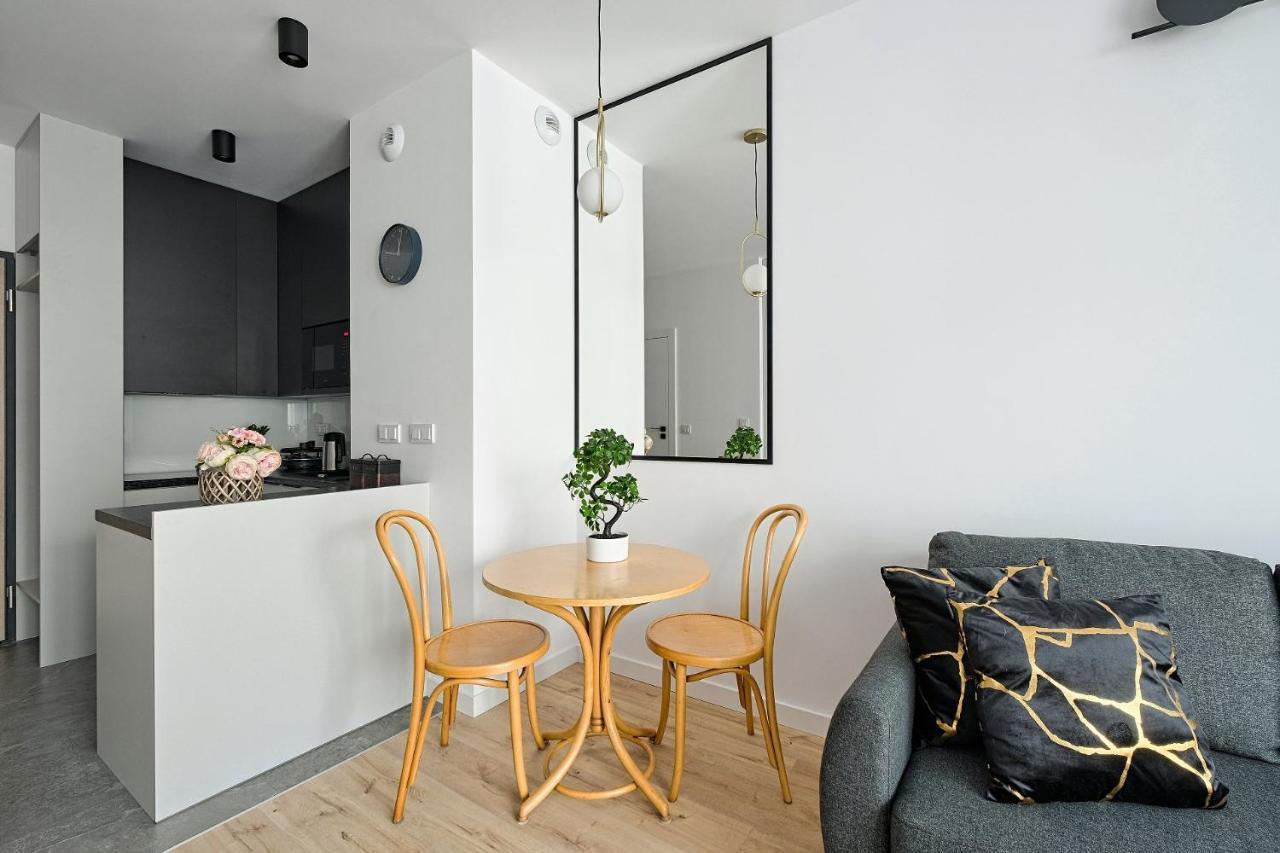 Optykow 3A Cozy Studio Promenada Apartamento Varsóvia Exterior foto